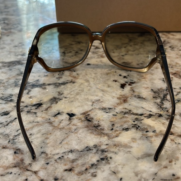 Gucci sunglasses gold/green purchased in Rome, Italy Gucci store! - Picture 4 of 5